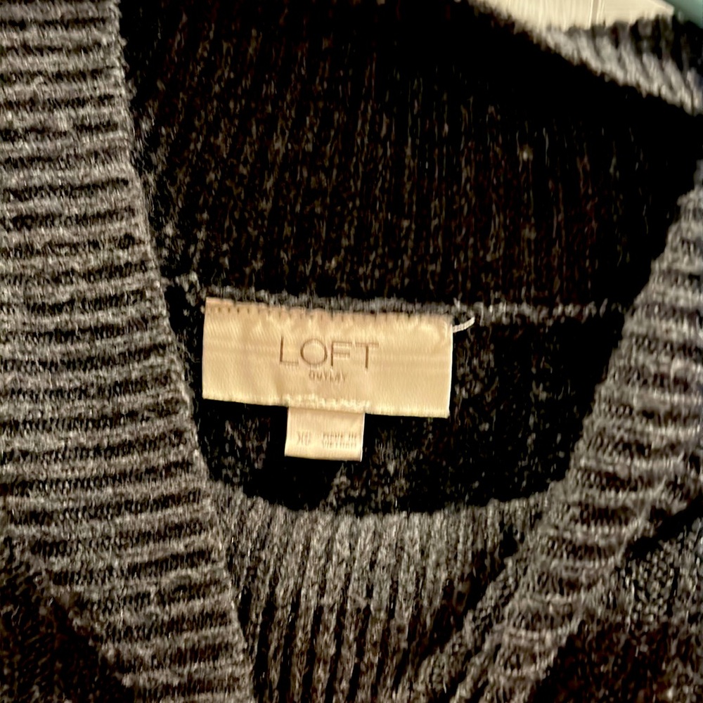 Loft grey sweater xs